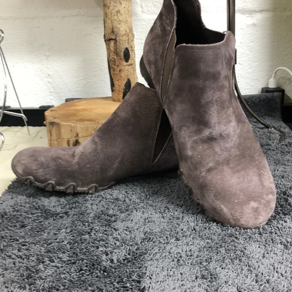 Skechers Relaxed Fit ankle‎ boots